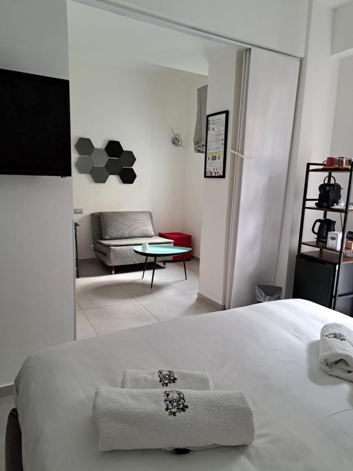 Sikelia Superior Rooms מילאצו מראה חיצוני תמונה
