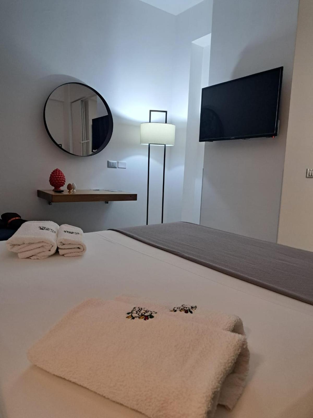 Sikelia Superior Rooms מילאצו מראה חיצוני תמונה